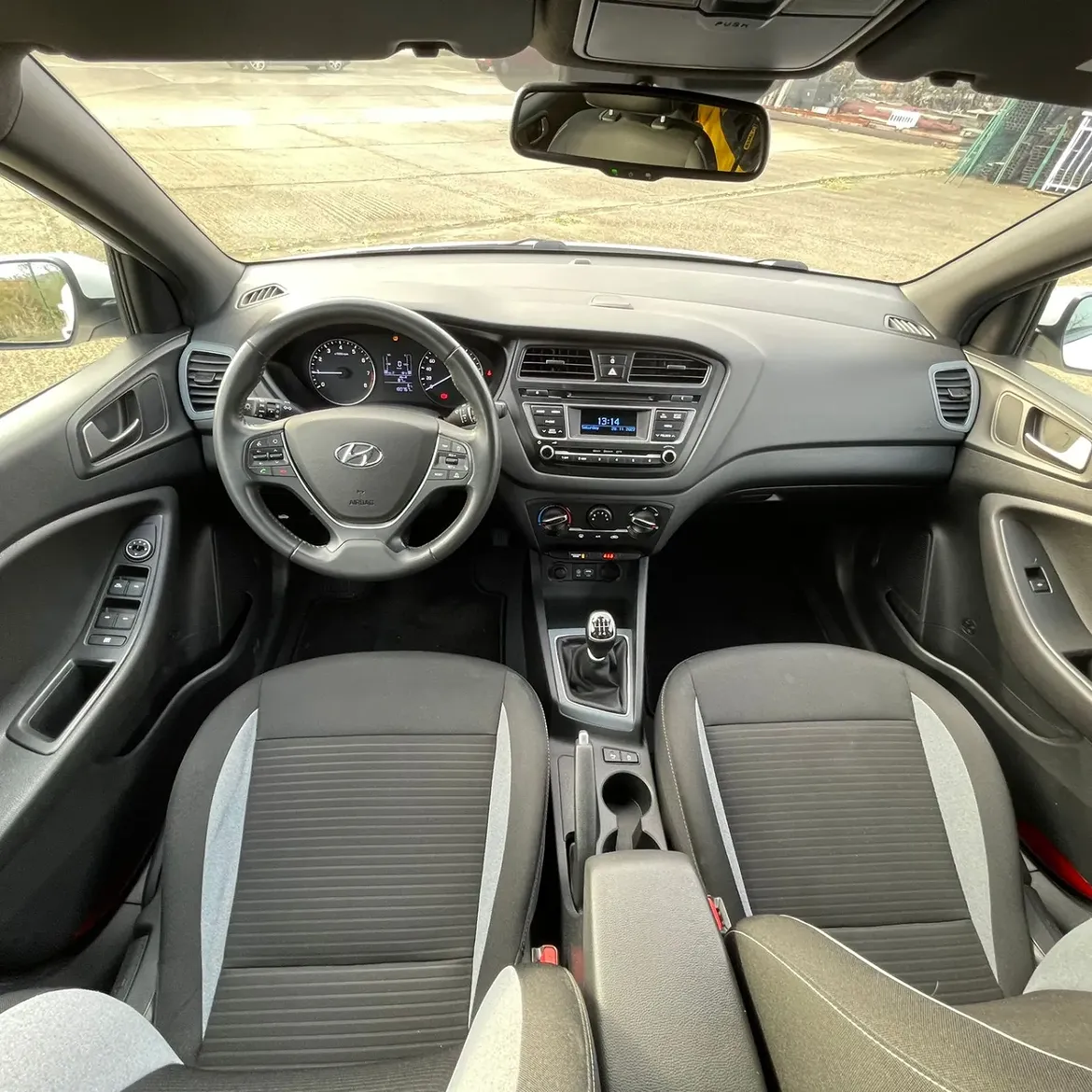 Hyundai i20 — foto 6