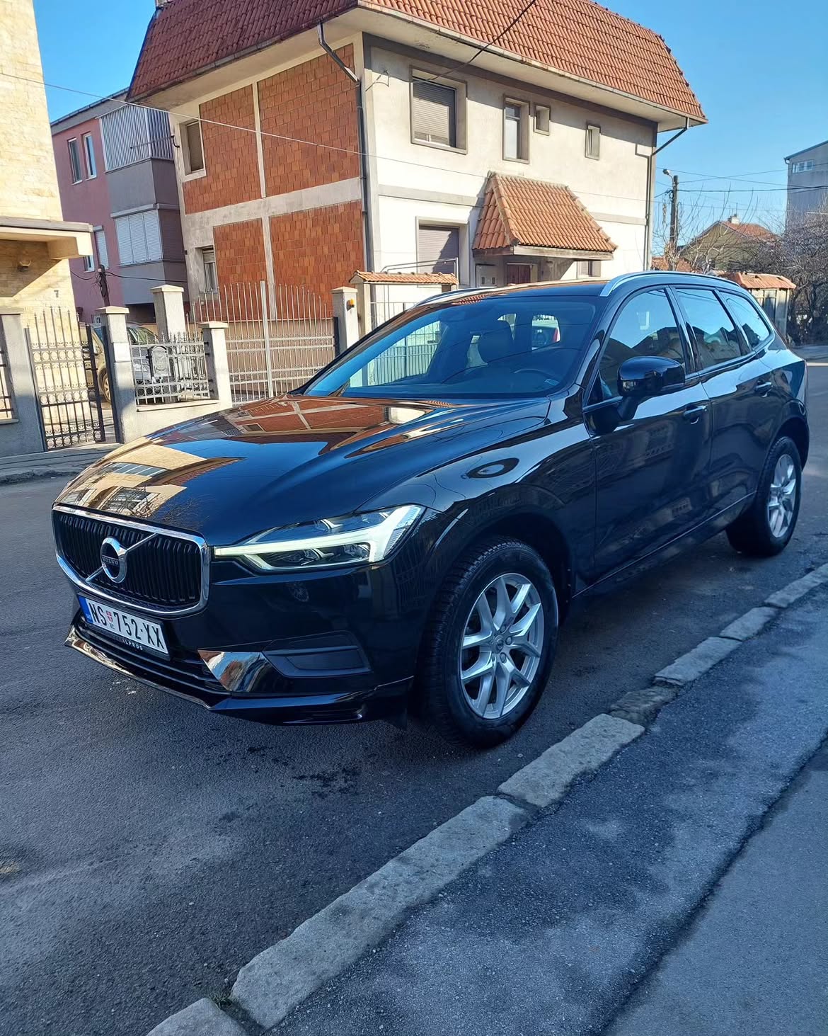 Volvo XC60 — foto 2