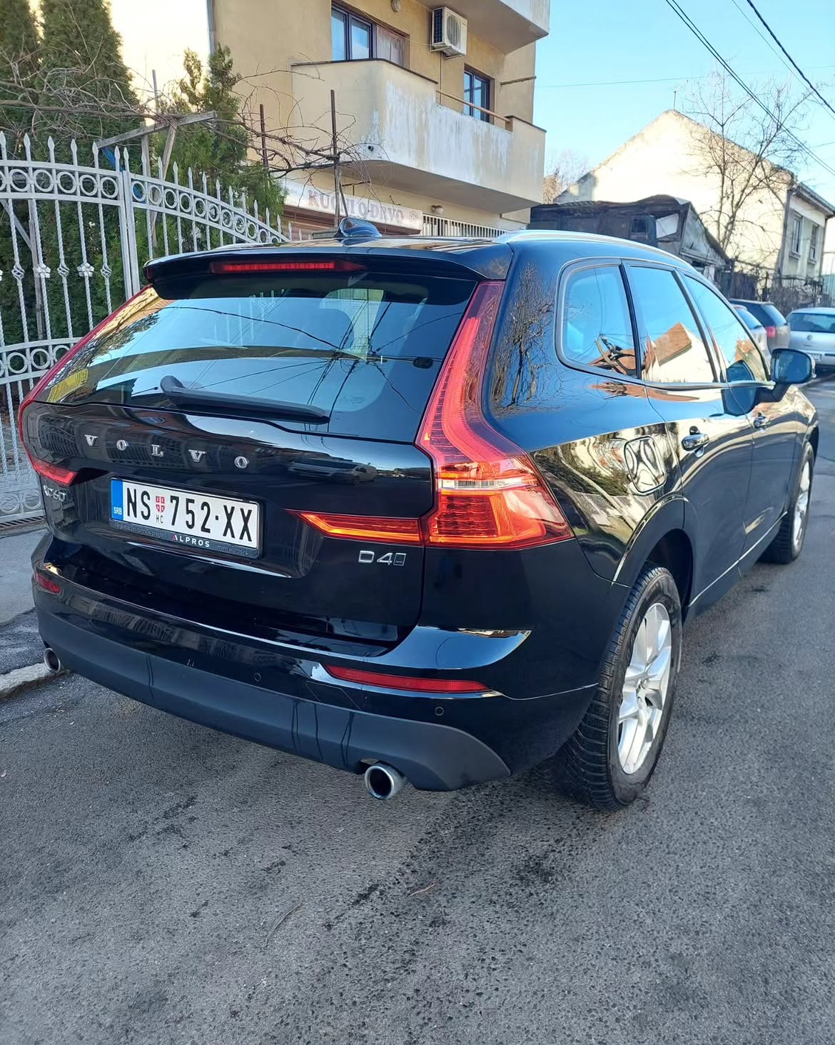 Volvo XC60 — foto 5